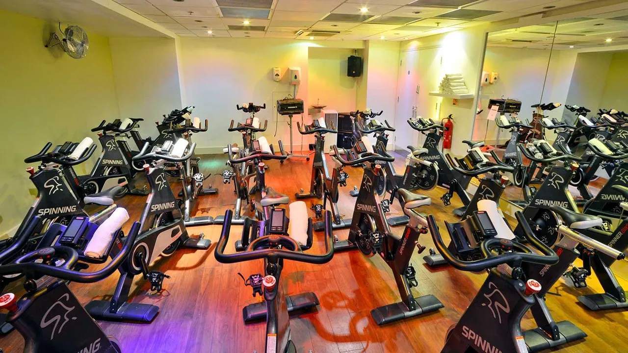 Nuffield Health Moorgate Fitness & Wellbeing Gym squash venue photo 4 of 10