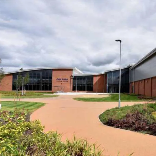 Oak Park Leisure Centre squash venue photo 2 of 10