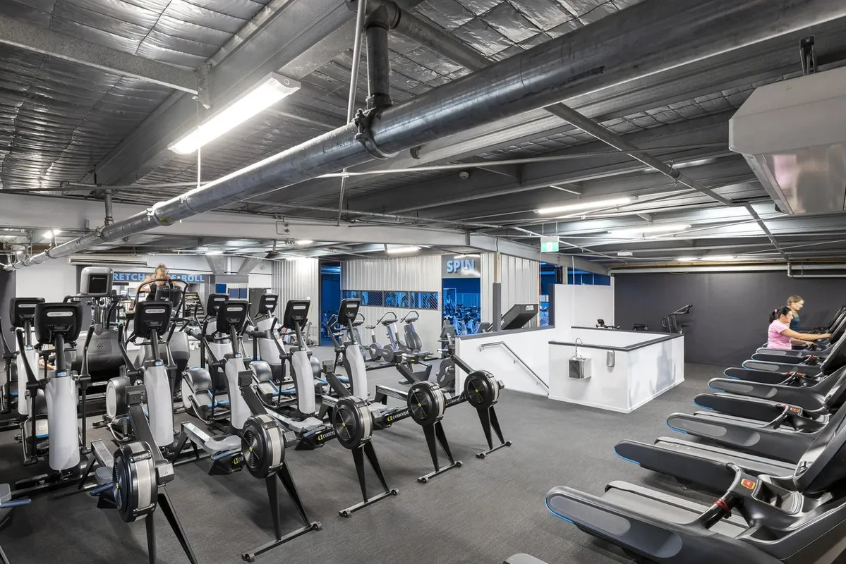 Oceanblue Health & Fitness squash venue photo 8 of 9