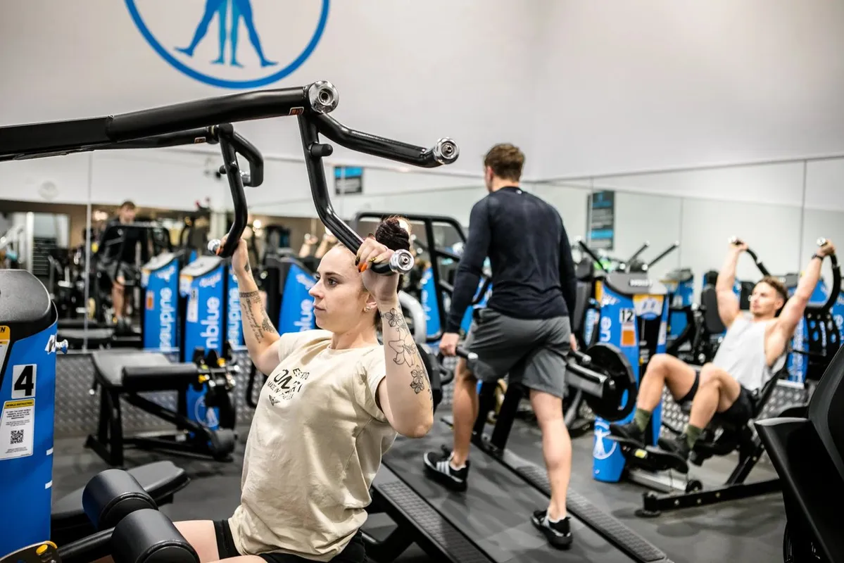 Oceanblue Health & Fitness squash venue photo 5 of 9