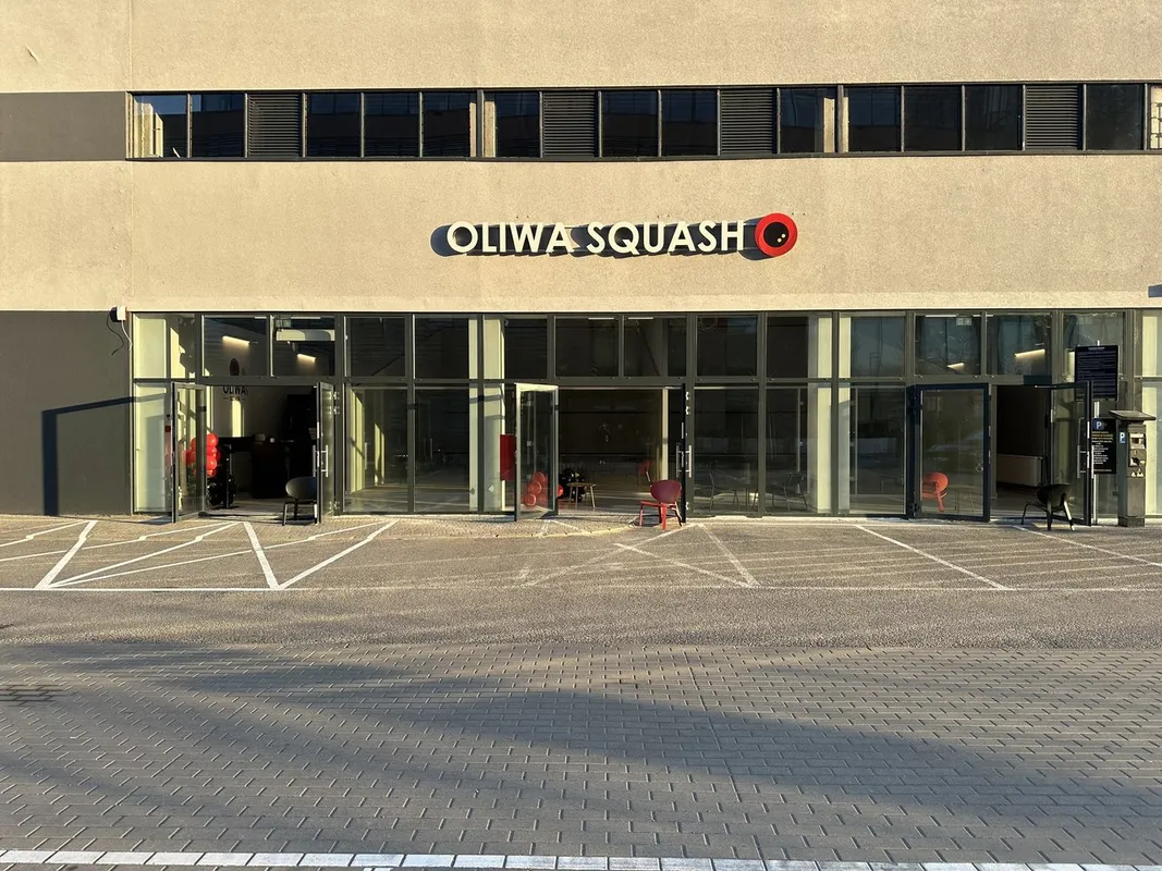 Oliwa Squash squash venue photo 3 of 10