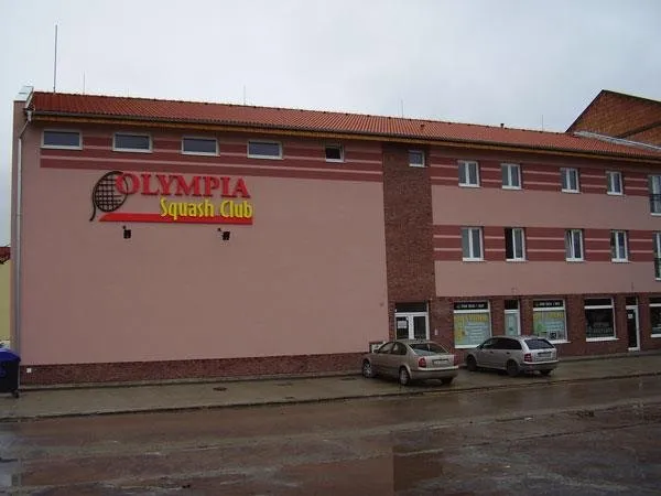 Olympia Squash & Golf Club squash venue photo 1 of 8