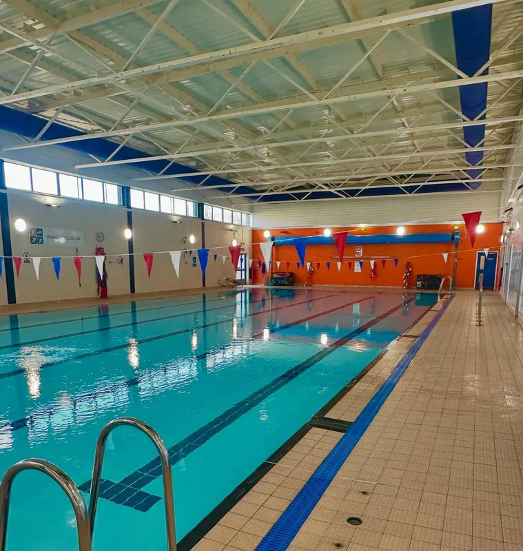 Oulder Hill Leisure Complex squash venue photo 9 of 10