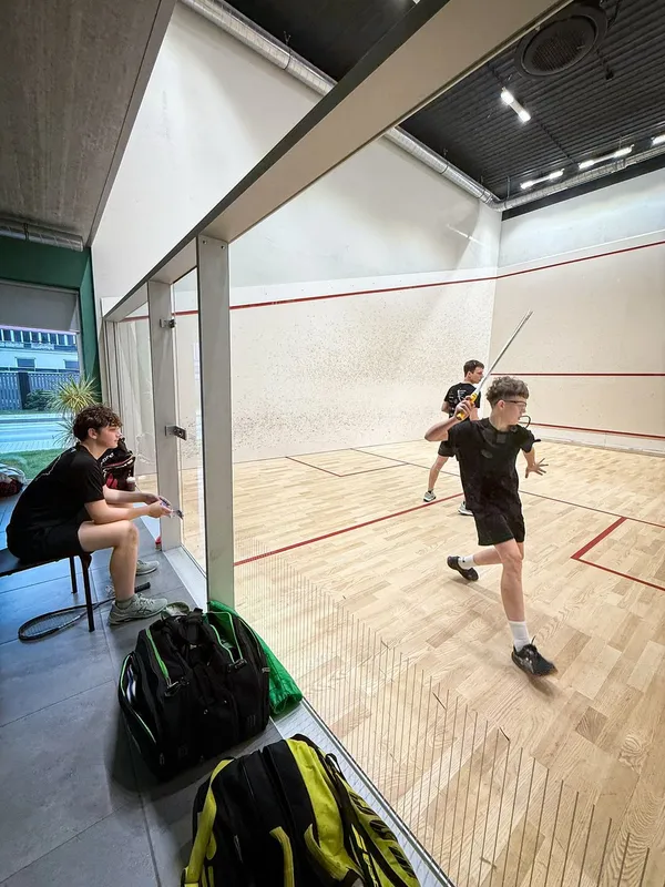 Pagrokim skvosa squash venue photo 8 of 10