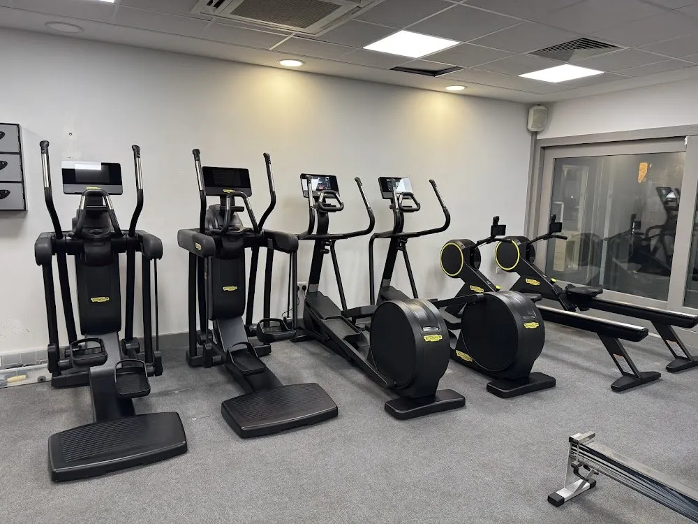 Park Sports Centre, Wheatley squash venue photo 7 of 10