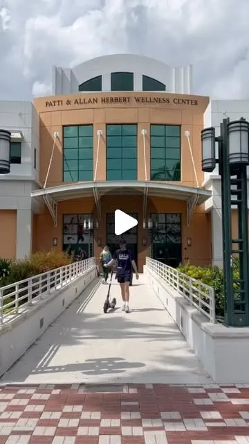 Patti and Allan Herbert Wellness Center squash venue photo 1 of 8