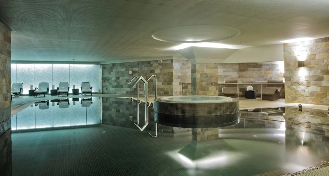 Porto Palacio Hotel by The Editory squash venue photo 4 of 4