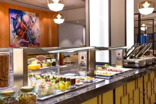 Porto Palacio Hotel by The Editory squash venue photo 1 of 4