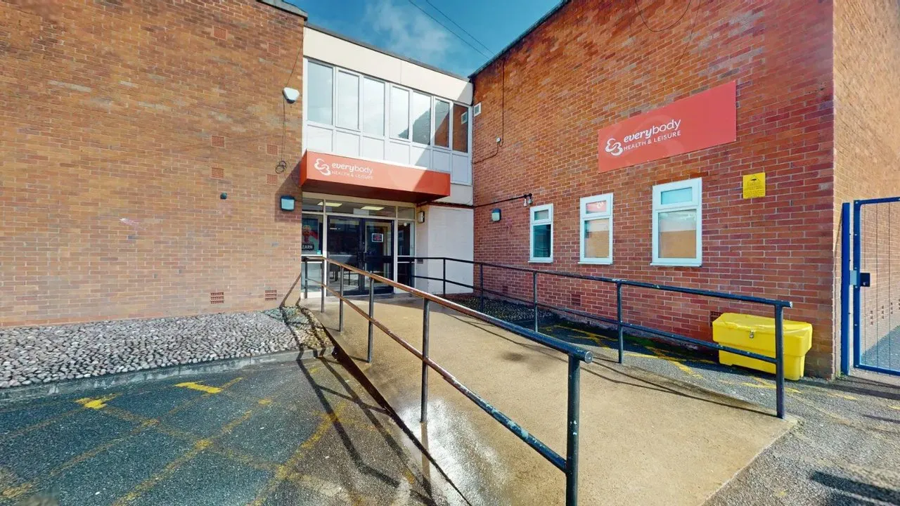 Poynton Leisure Centre squash venue photo 2 of 4