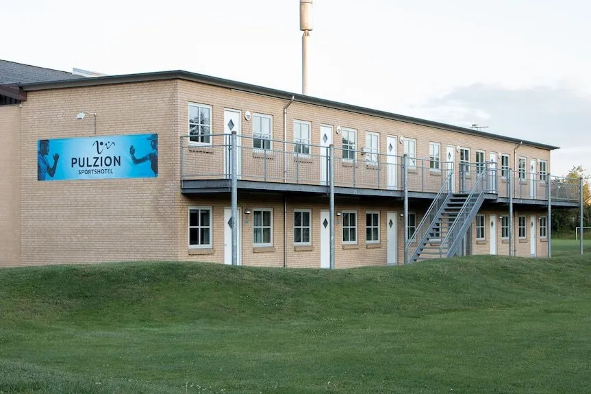 PULZION - Sportshotel squash venue photo 2 of 8