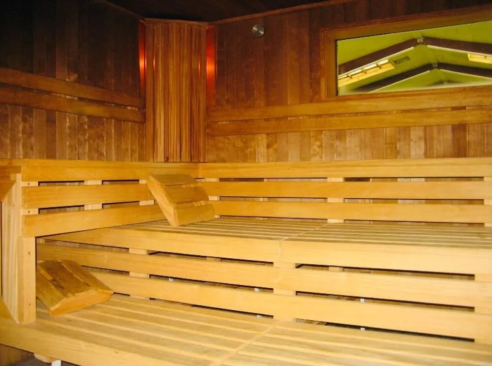 Rainbow Park Wunstorf squash venue photo 2 of 5
