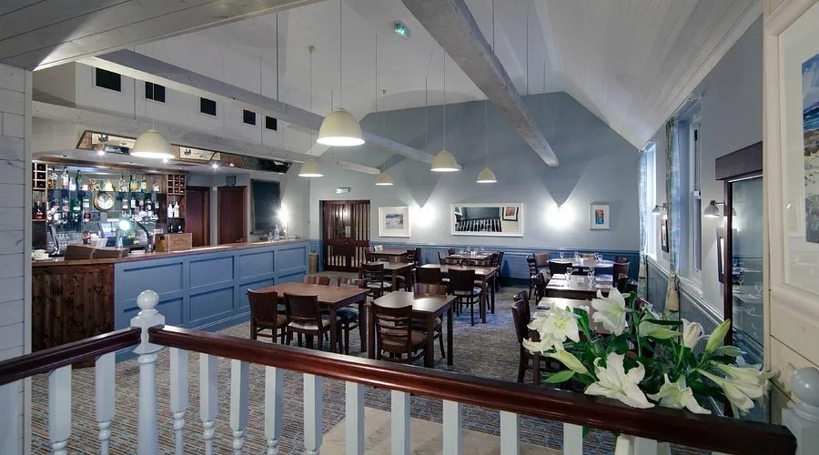 Red House Hotel, Coupar Angus squash venue photo 2 of 10