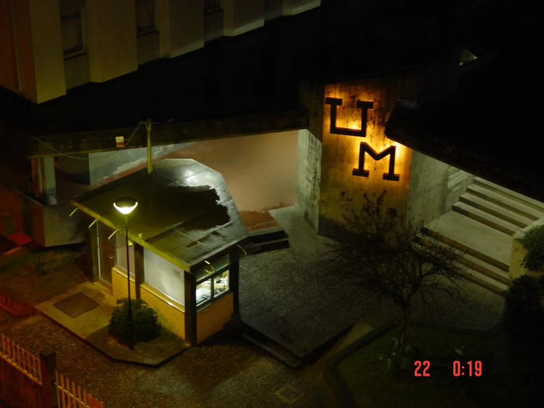Residencia Universitaria Santa Tecla squash venue photo 3 of 3