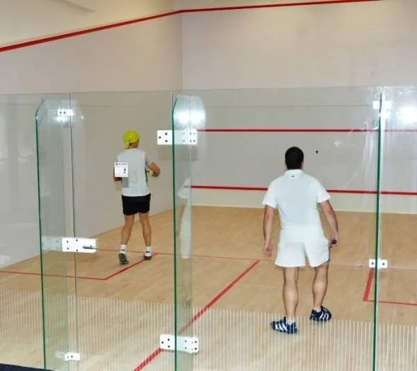 Retro Sport and Wellness squash venue photo 8 of 10
