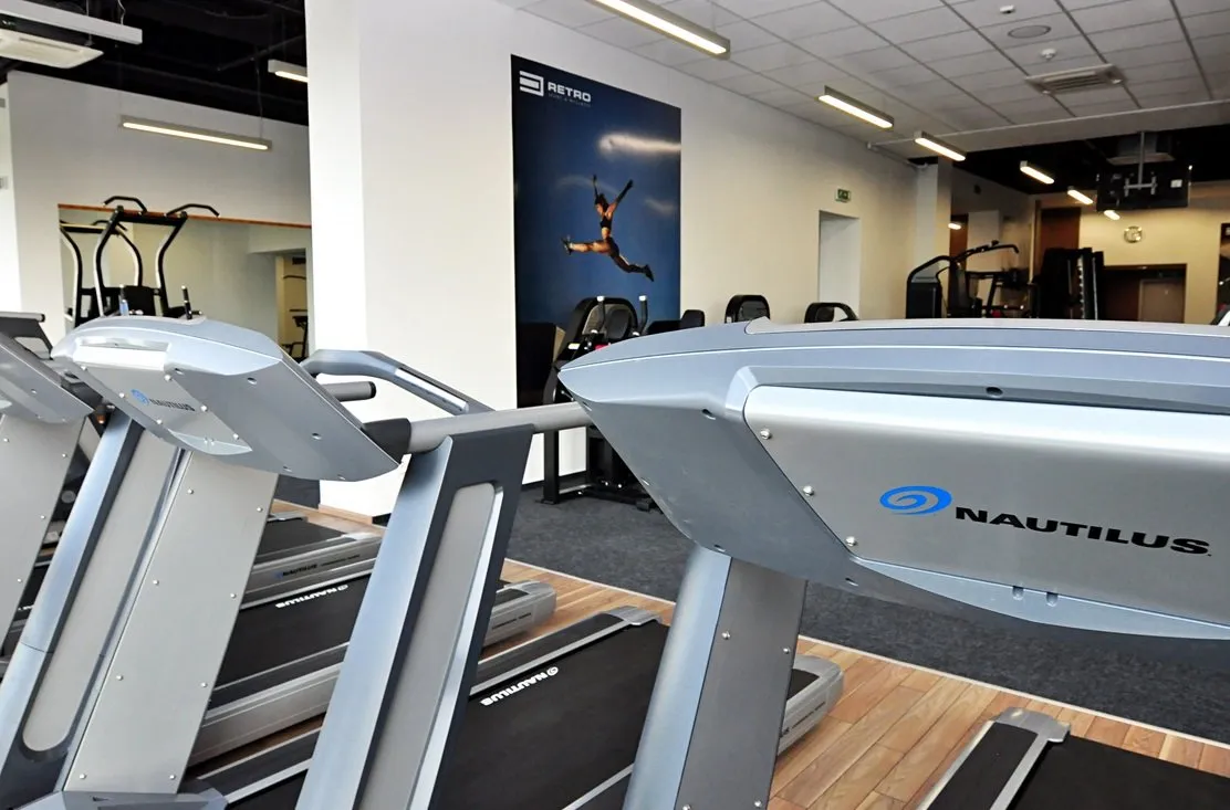 Retro Sport and Wellness squash venue photo 4 of 10