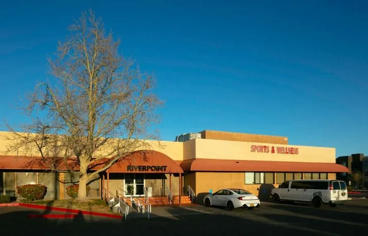Riverpoint Sports and Wellness squash venue photo 3 of 10