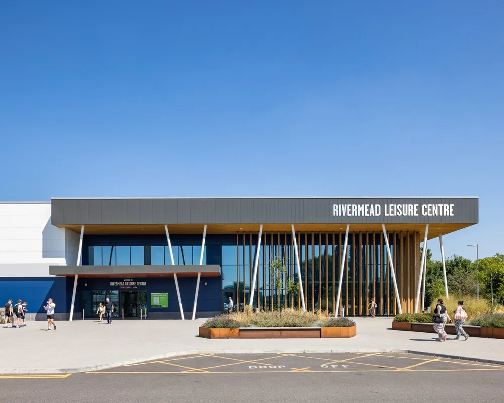 Rivermead Leisure Complex and Gym squash venue photo 7 of 8