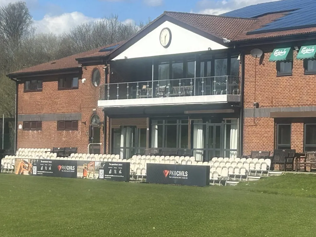 Rochdale Cricket, Lacrosse and Squash Club squash venue photo 4 of 9