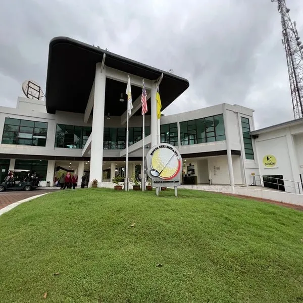 Royal Seri Menanti Golf & Country Club squash venue photo 2 of 3