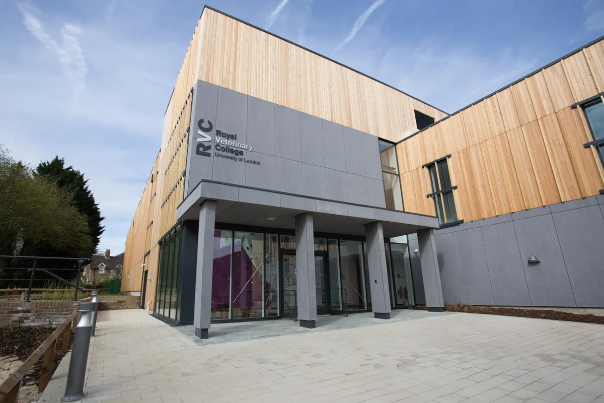 Royal Veterinary College squash venue photo 3 of 6