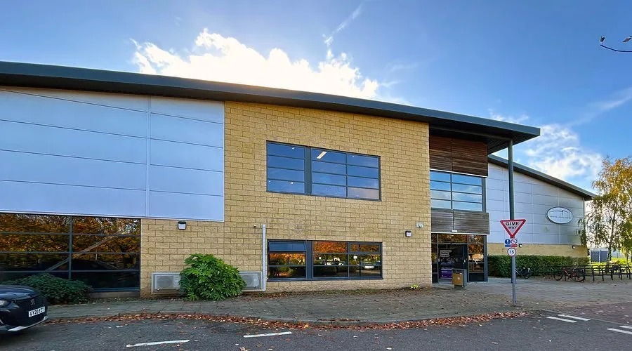 Royston Leisure Centre squash venue photo 1 of 10