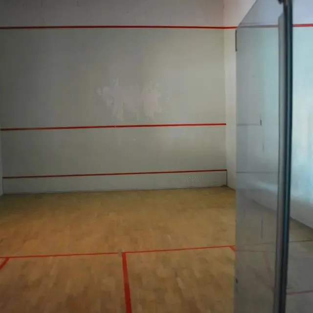 Salle de squash de Naizin squash venue photo 6 of 8