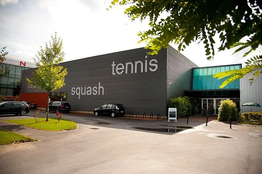 Salle Multi-raquettes (tennis, squash, tennis de table, badminton) squash venue photo 4 of 9