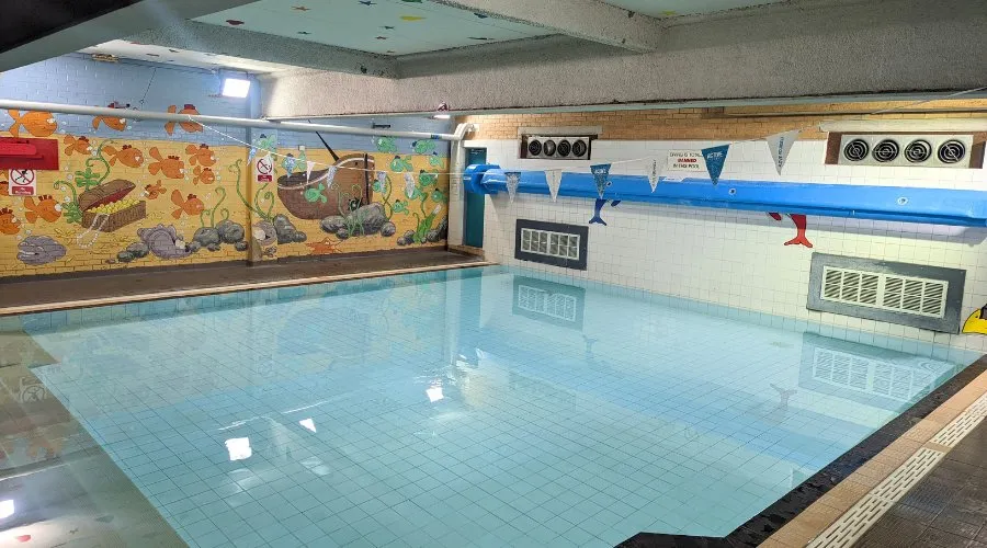 Scott Hall Leisure Centre squash venue photo 2 of 10