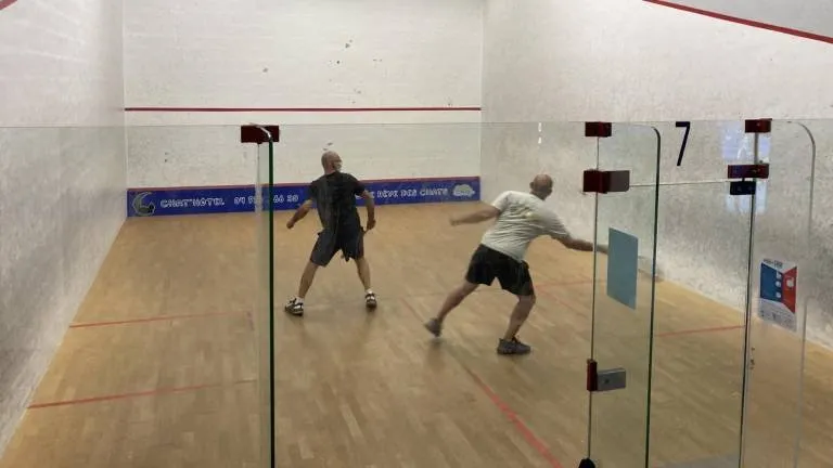 Set Marseille squash venue photo 8 of 10