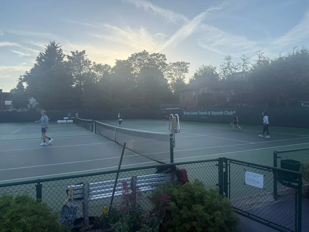 Sheen Lawn Tennis & Squash Club squash venue photo 5 of 8