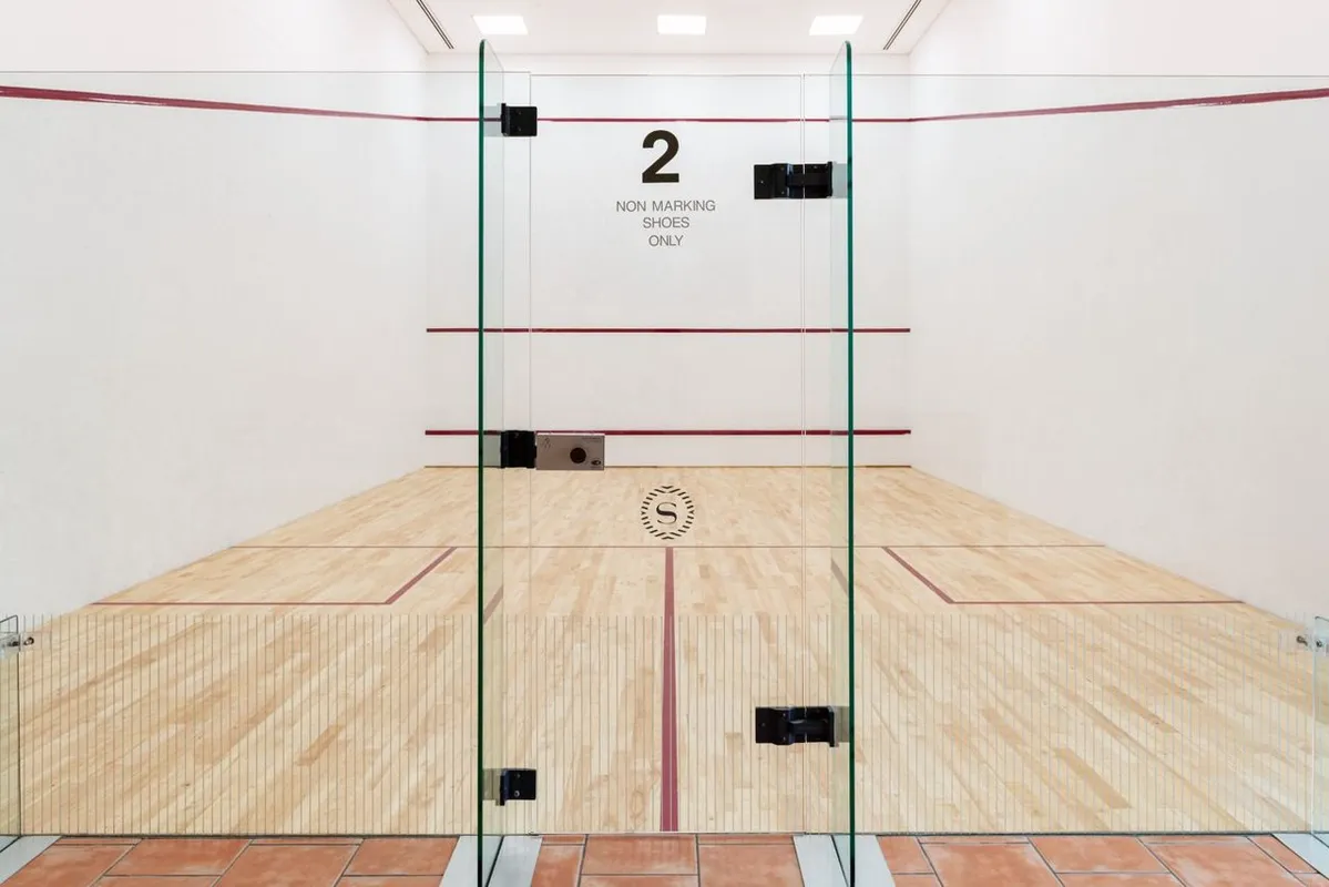Sheraton Jumeirah Beach Resort squash venue photo 4 of 4