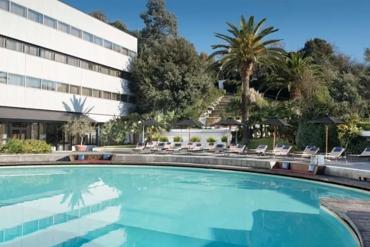 Sheraton Roma Hotel & Conference Center squash venue photo 3 of 4