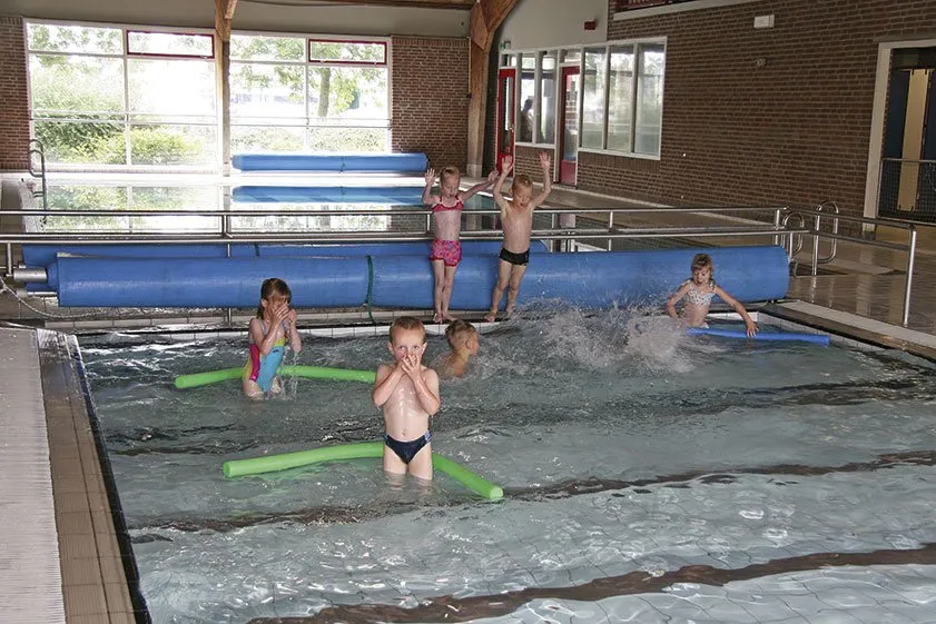 Skipshotel Hindeloopen squash venue photo 2 of 4