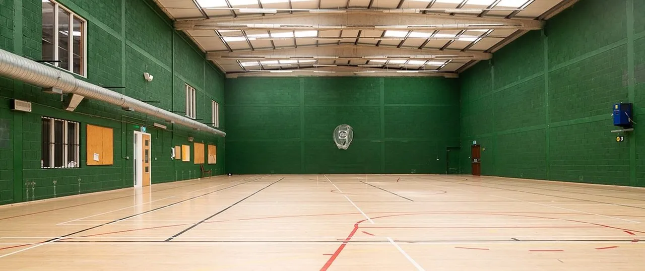 Sligo Tennis and Badminton Club squash venue photo 9 of 9