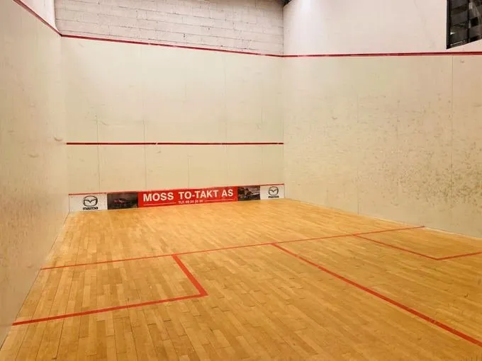 Spenst Moss squash venue photo 8 of 8