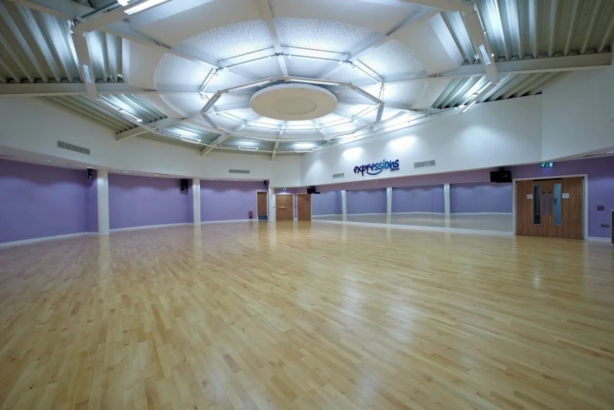 Spiceball Leisure Centre squash venue photo 6 of 10