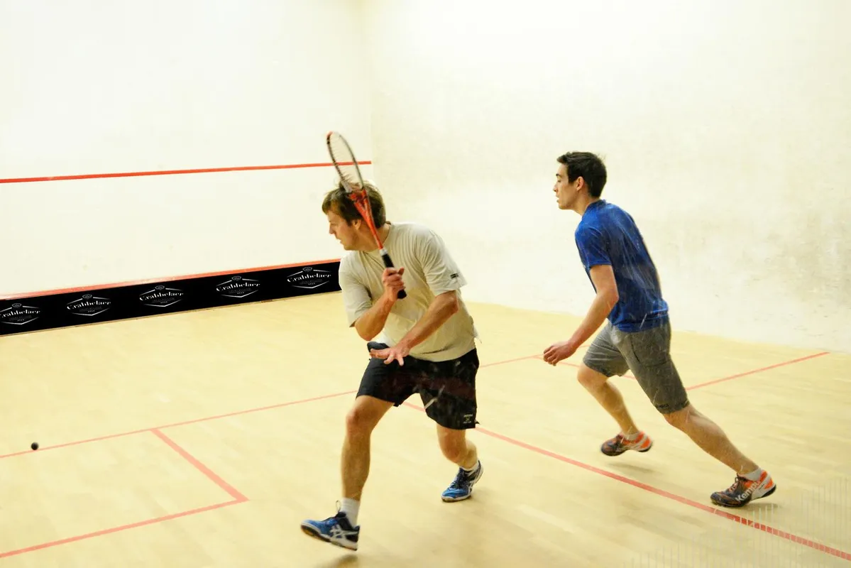 sports Bateas squash venue photo 7 of 8