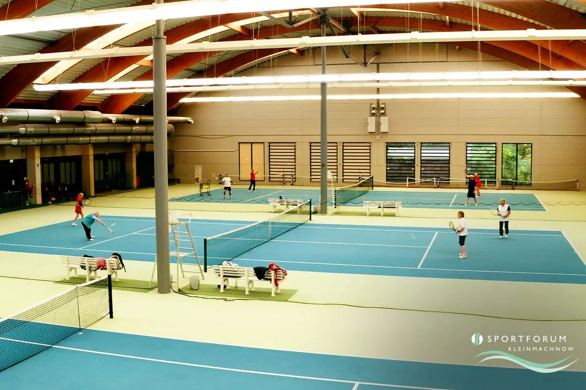 SportForum Kleinmachnow squash venue photo 3 of 4