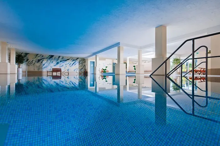 Sporthotel & Resort Grafenwald - Daun Vulkaneifel squash venue photo 1 of 3