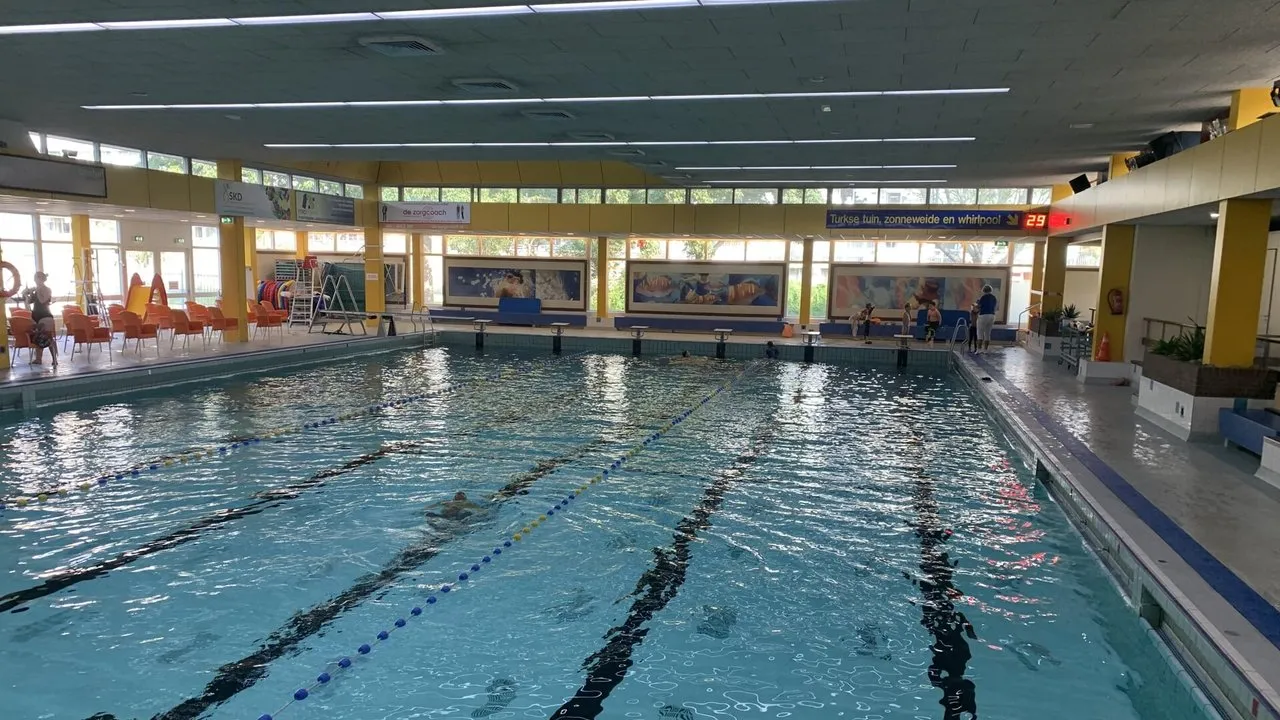 Sportcentrum Wethouder F.B. Duran squash venue photo 5 of 7