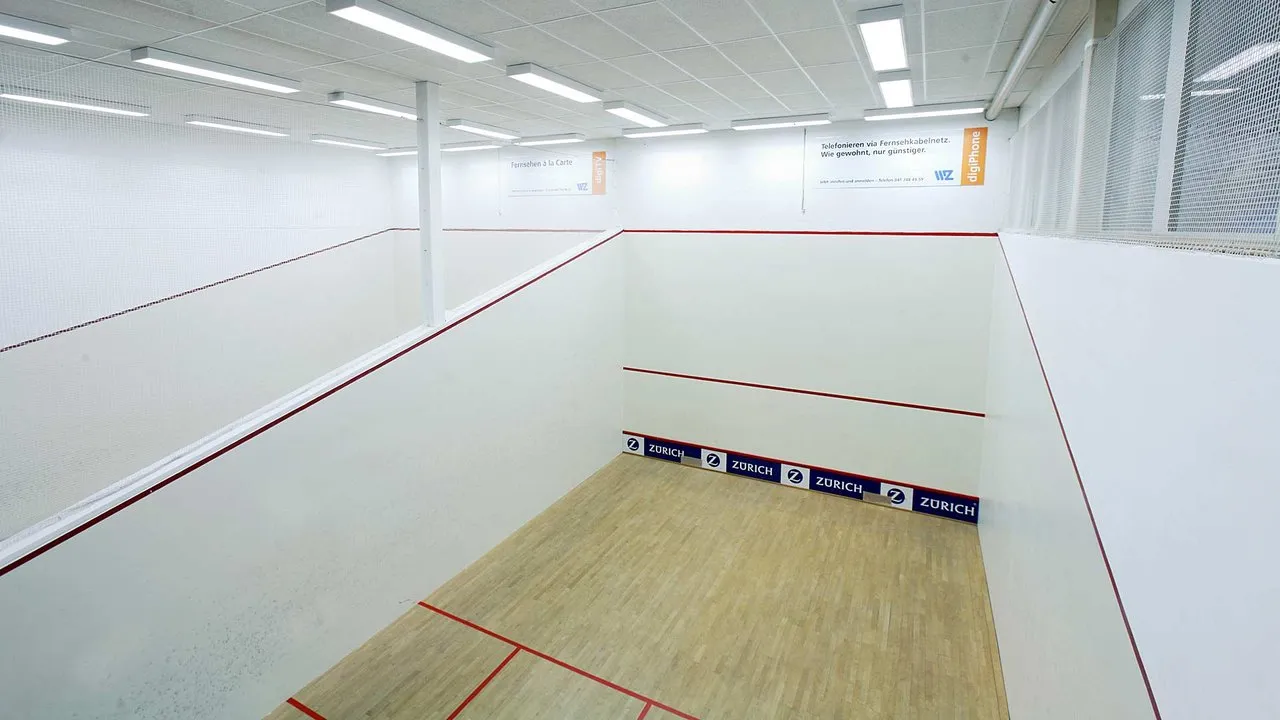 Sports Zugerland squash venue photo 9 of 9