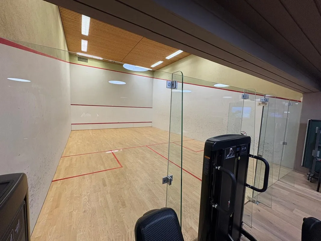 Sport + Squash Club Wollerau squash venue photo 8 of 8