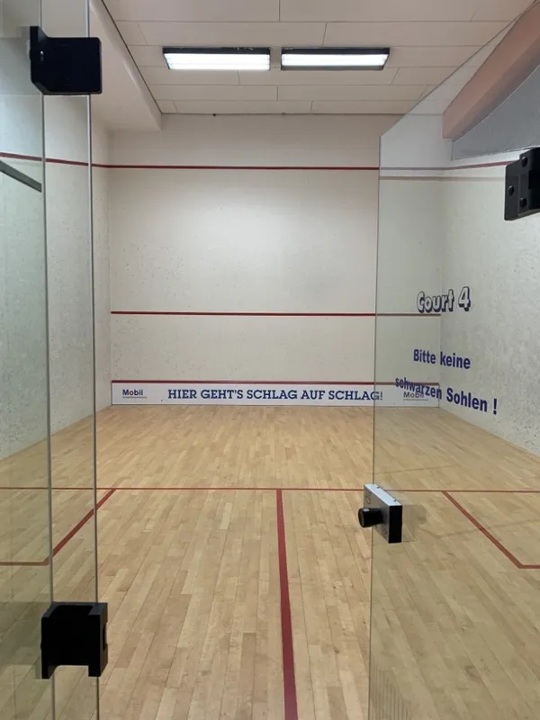 Sport & Spa Bramfeld squash venue photo 10 of 10