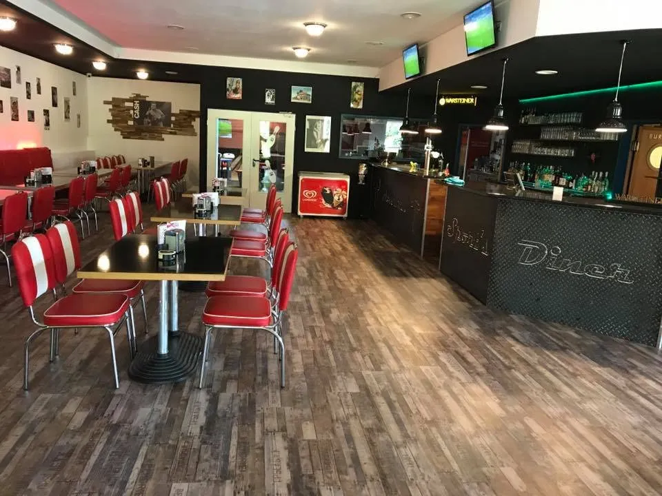 Sports World Strausberg * American Sport's Diner squash venue photo 3 of 4