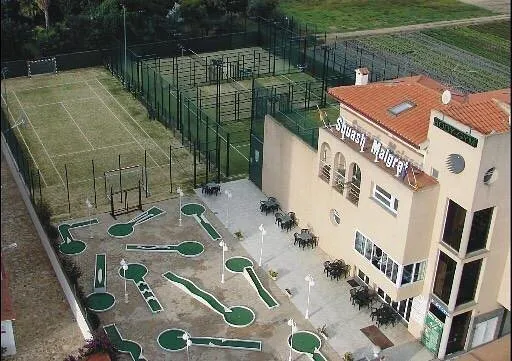 Squash Malgrat squash venue photo 1 of 4