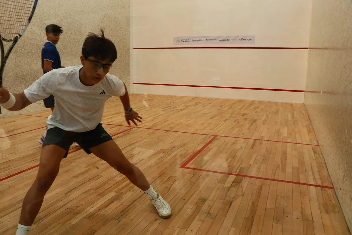 Squash Club Adolfo Barragan squash venue photo 6 of 7