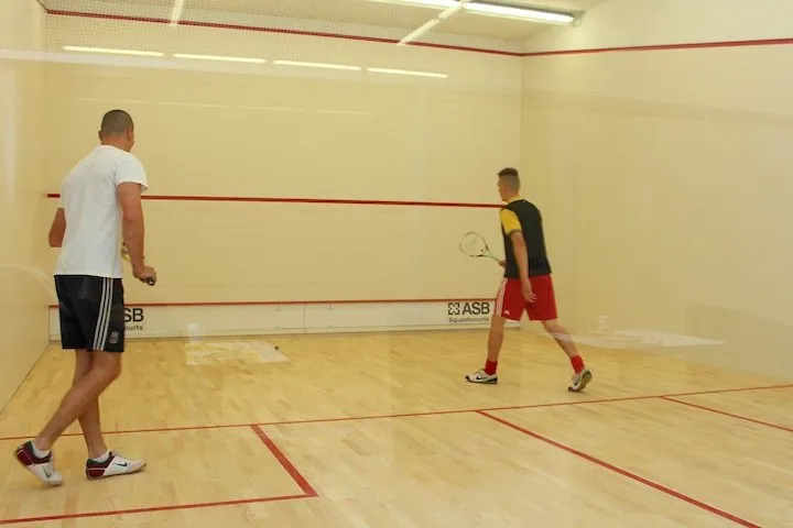 SQUASH Kuty squash venue photo 1 of 10