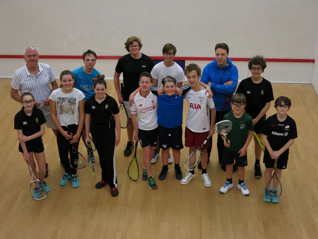 Squashbaanrenovatie squash venue photo 1 of 7