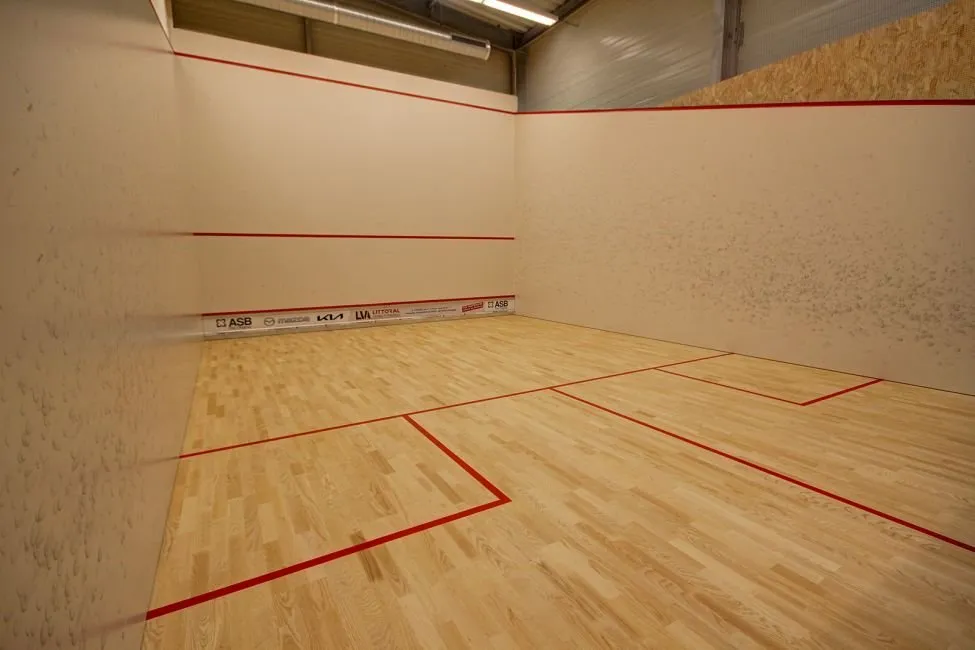 Squash Challans Redzone squash venue photo 6 of 10
