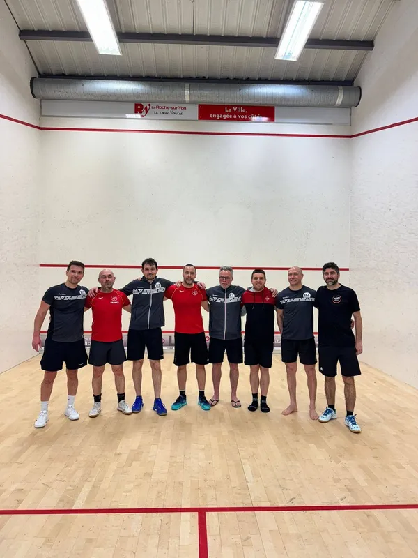 Squash Yonnais squash venue photo 2 of 4